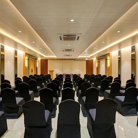 Citrus Hotel Kolhapur Exterior foto
