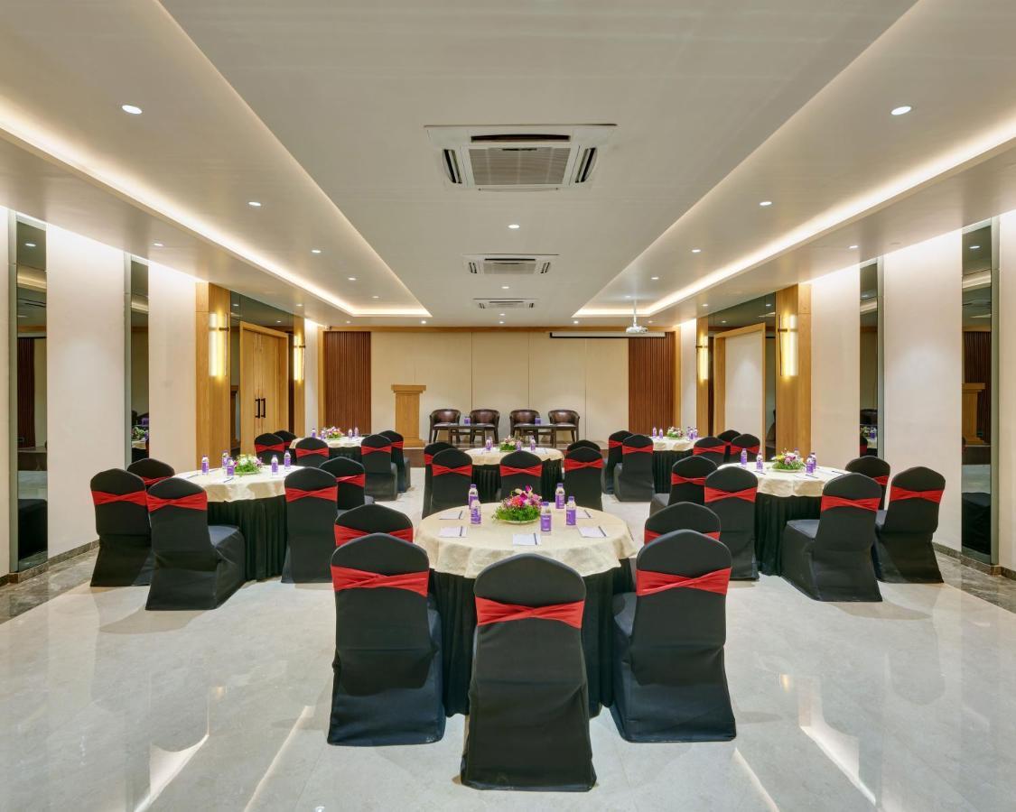Citrus Hotel Kolhapur Exterior foto