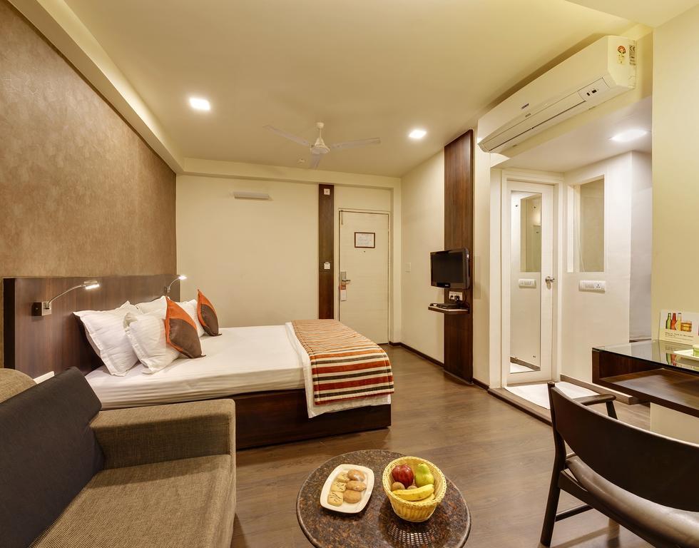 Citrus Hotel Kolhapur Exterior foto