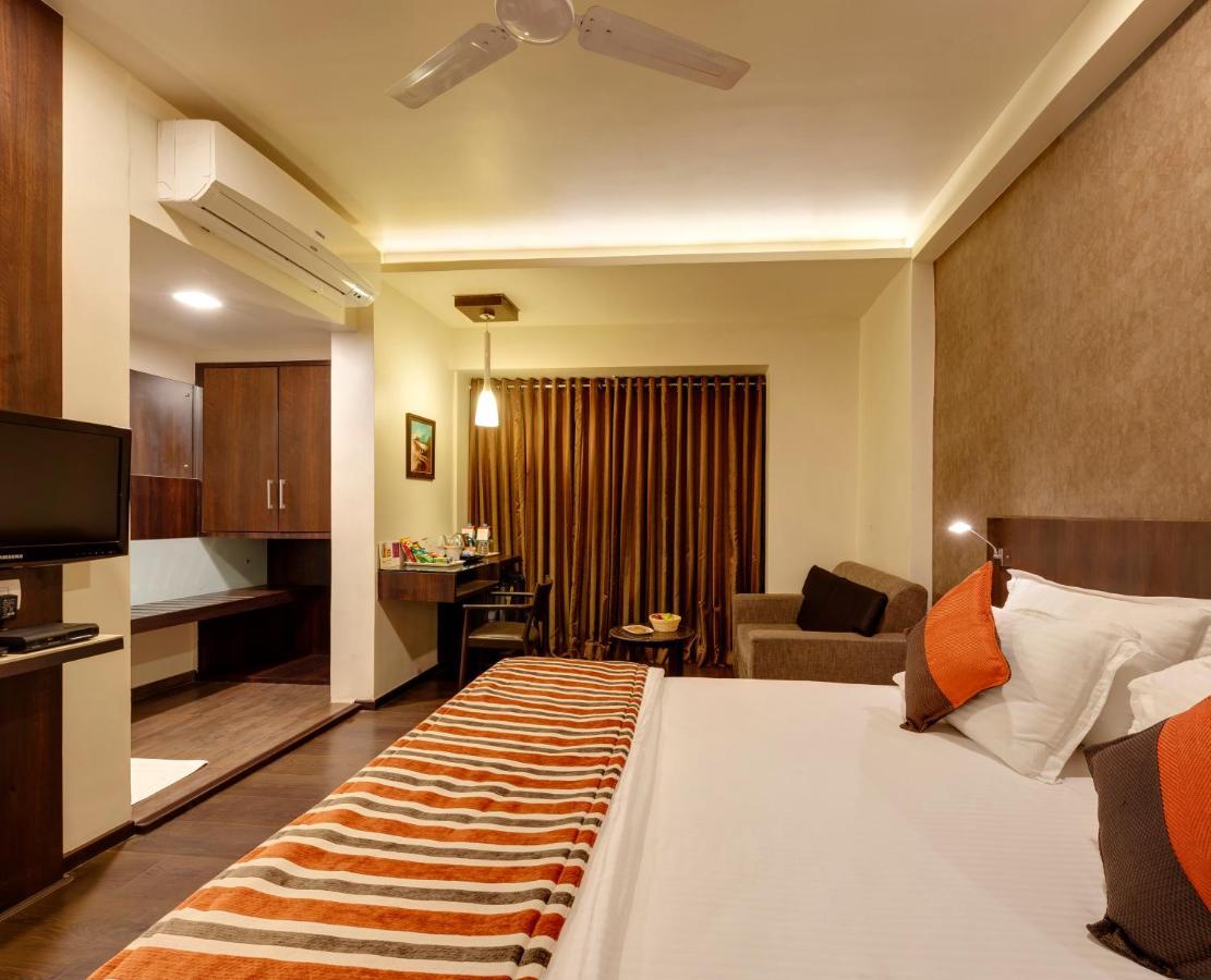 Citrus Hotel Kolhapur Exterior foto
